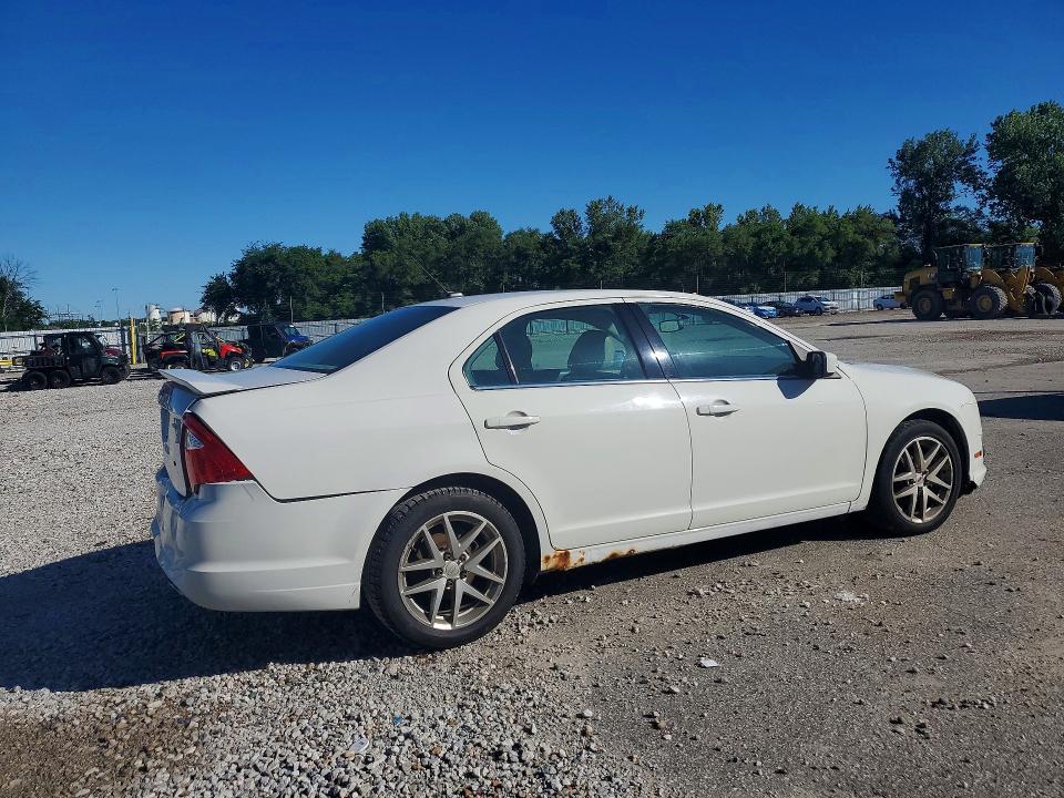 56934186 :رقم المزاد ، 3FAHP0JA8CR132424 vin ، 2012 Ford Fusion مزاد بيع