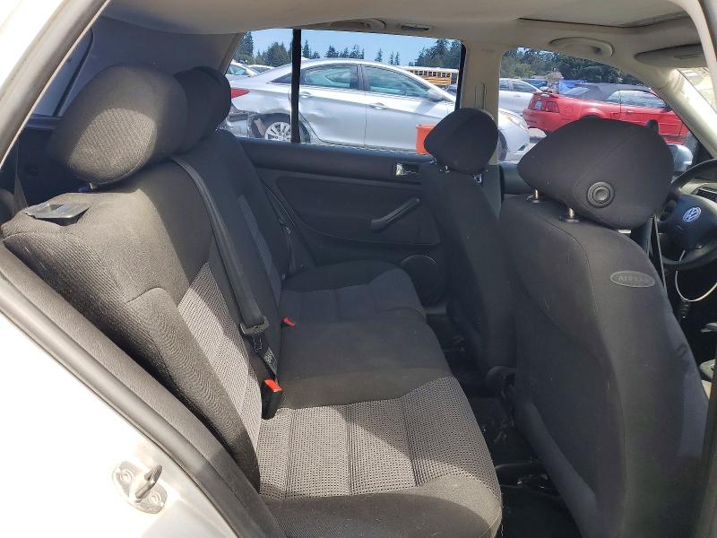 58213666 :رقم المزاد ، 9BWGL61J854005601 vin ، 2005 Volkswagen Golf مزاد بيع