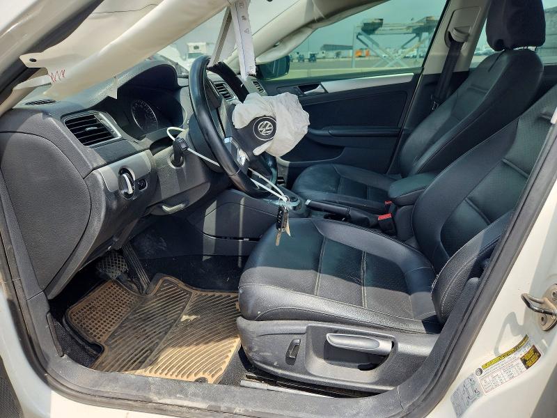 2014 Volkswagen Jetta მანქანა იყიდება აუქციონზე, vin: 3VWD07AJ9EM237556, აუქციონის ნომერი: 58517346