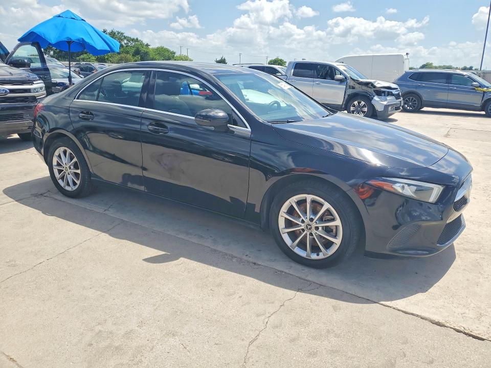 56542766 :رقم المزاد ، W1K3G4EB8LW044958 vin ، 2020 Mercedes-benz A مزاد بيع