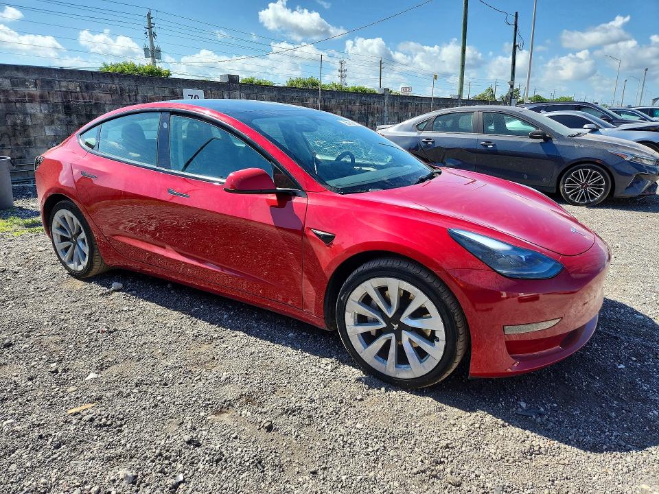 Продажа на аукционе авто 2022 Tesla Model 3, vin: 5YJ3E1EA0NF369827, номер лота: 57202156