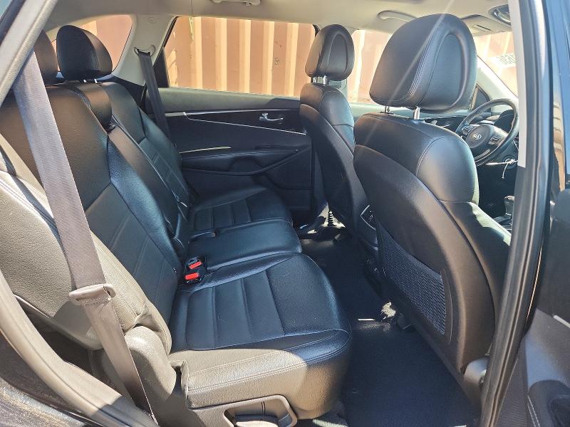 2016 Kia Sorento მანქანა იყიდება აუქციონზე, vin: 5XYPG4A3XGG060009, აუქციონის ნომერი: 58401636