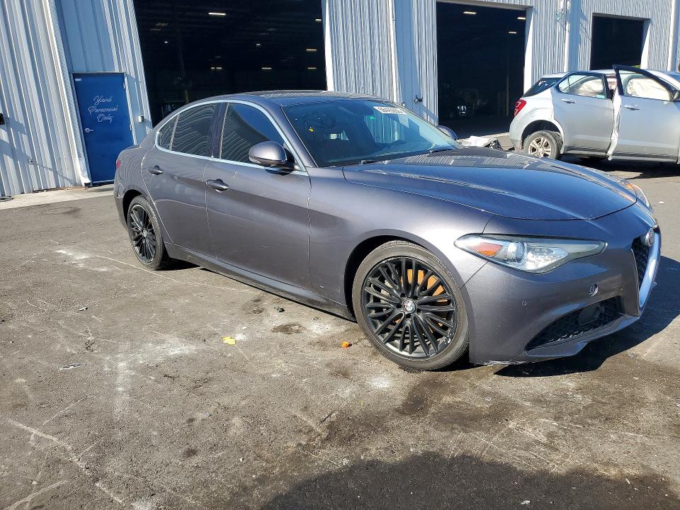 2017 Alfa Romeo Giulia მანქანა იყიდება აუქციონზე, vin: ZARFAECN0H7542056, აუქციონის ნომერი: 56429856