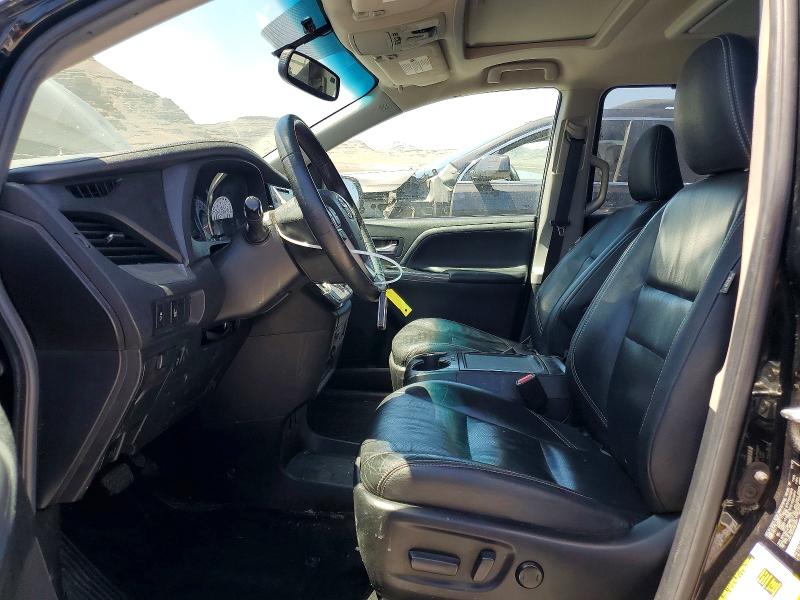 56641236 :رقم المزاد ، 5TDXZ3DC4HS822870 vin ، 2017 Toyota Sienna مزاد بيع