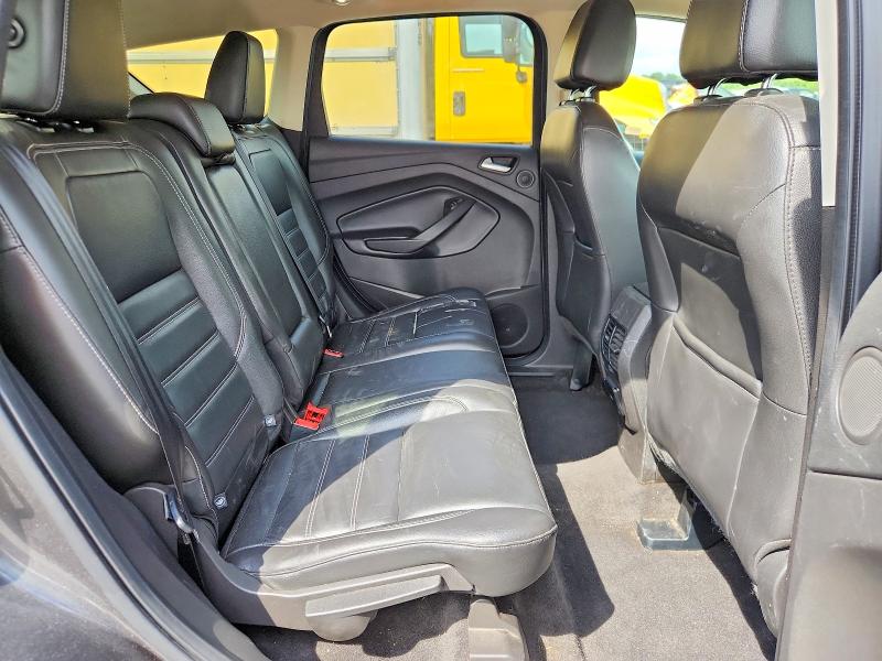 56497636 :رقم المزاد ، 1FMCU0J99HUC13561 vin ، 2017 Ford Escape مزاد بيع