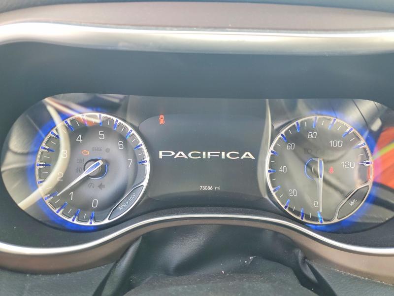 55598386 :رقم المزاد ، 2C4RC1EG0JR293139 vin ، 2018 Chrysler Pacifica مزاد بيع