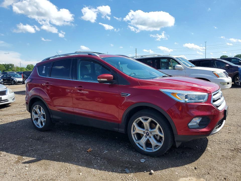 2017 Ford Escape მანქანა იყიდება აუქციონზე, vin: 1FMCU9J99HUC00989, აუქციონის ნომერი: 56954256