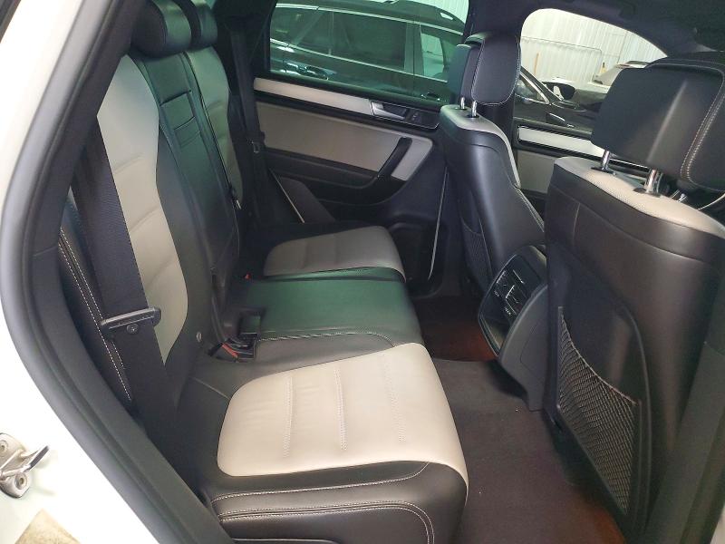 Продаж на аукціоні авто 2017 Volkswagen Touareg, vin: WVGRF7BP4HD001399, номер лоту: 55500066