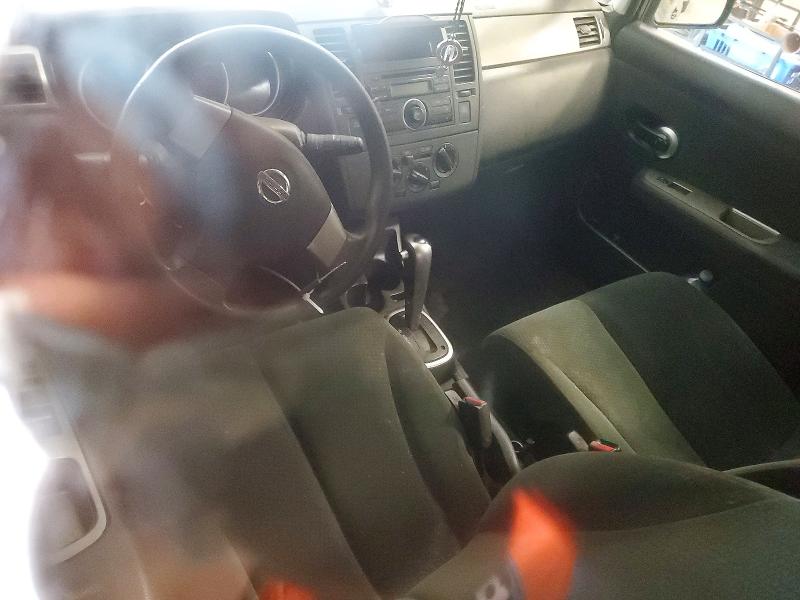 2010 Nissan Versa მანქანა იყიდება აუქციონზე, vin: 3N1BC1CP8AL456995, აუქციონის ნომერი: 56424726