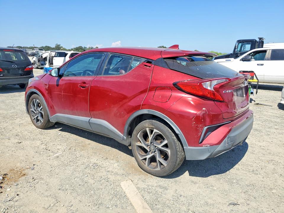 58377676 :رقم المزاد ، NMTKHMBXXJR031658 vin ، 2018 Toyota C-hr مزاد بيع
