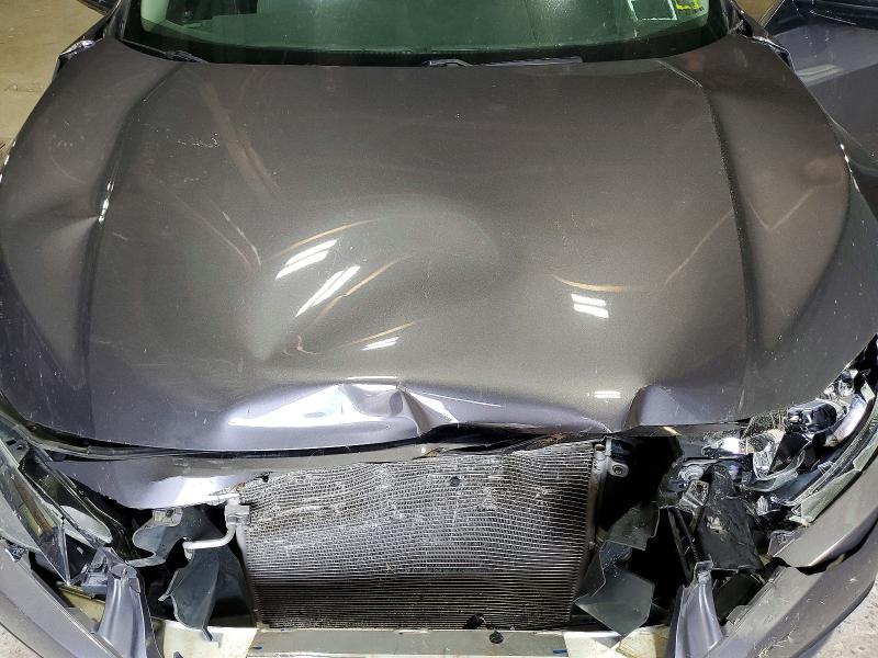 57537786 :رقم المزاد ، 19XFC2F52JE200855 vin ، 2018 Honda Civic مزاد بيع