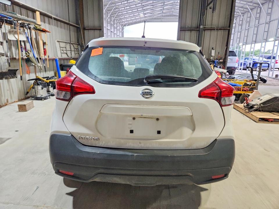 Продажа на аукционе авто 2018 Nissan Kicks, vin: 3N1CP5CU0JL508142, номер лота: 56630756
