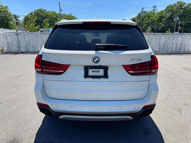 56607996 :رقم المزاد ، 5UXKR6C56J0U15090 vin ، 2018 Bmw X5 مزاد بيع
