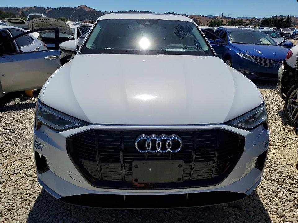 Aukcja sprzedaży 2021 Audi E-tron, vin: WA1AAAGE4MB022841, numer aukcji: 58332186