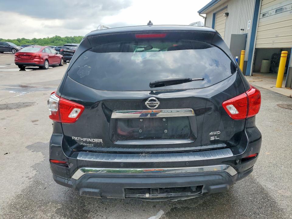 56791776 :رقم المزاد ، 5N1DR2MM1HC907233 vin ، 2017 Nissan Pathfinder مزاد بيع
