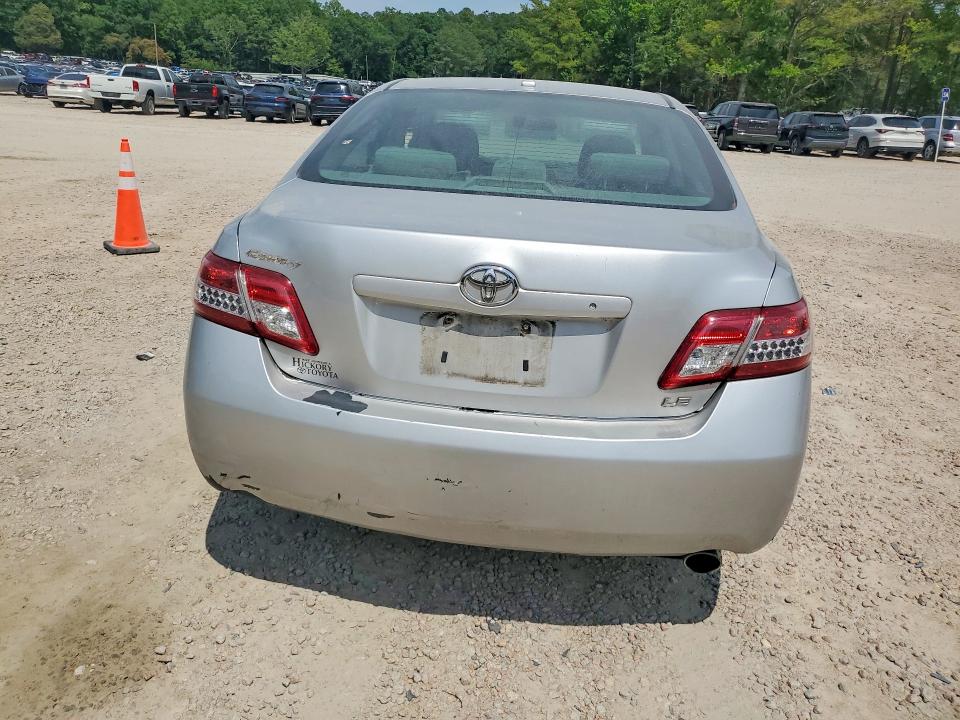 57594746 :رقم المزاد ، 4T1BF3EK5BU626086 vin ، 2011 Toyota Camry مزاد بيع