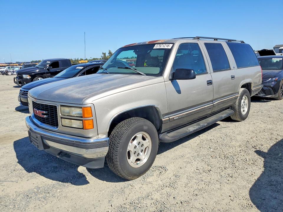 1999 Gmc Suburban მანქანა იყიდება აუქციონზე, vin: 1GKFK16R5XJ757047, აუქციონის ნომერი: 57921216