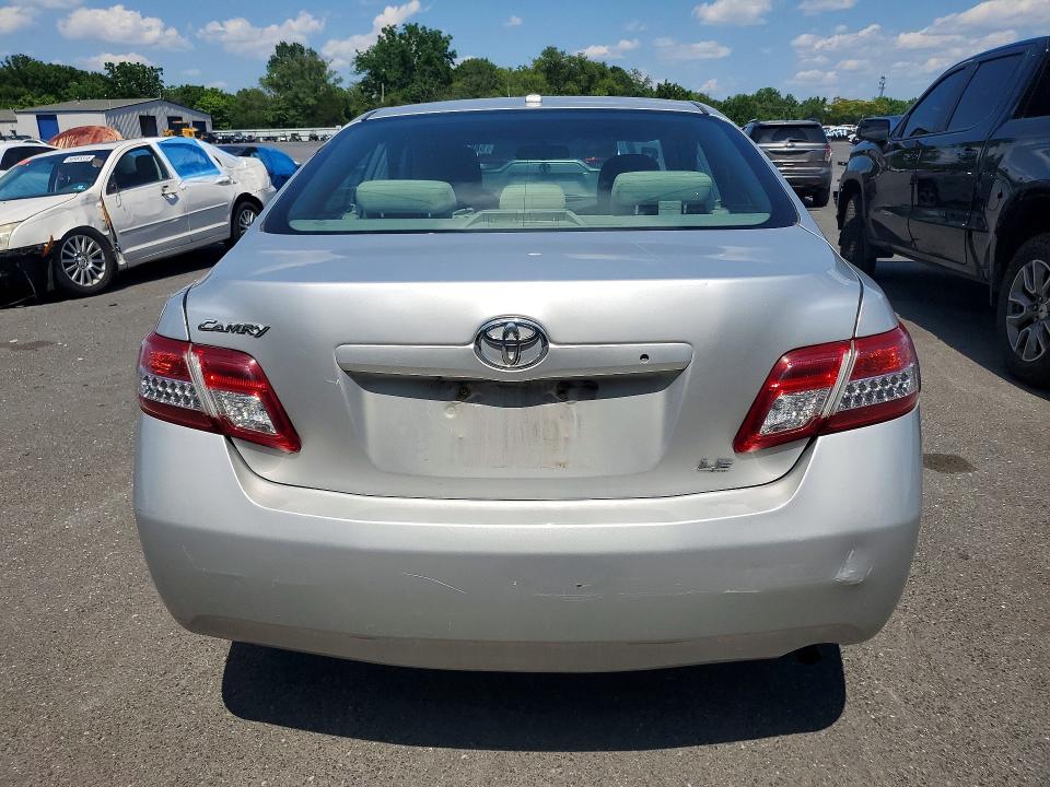 2010 Toyota Camry მანქანა იყიდება აუქციონზე, vin: 4T1BF3EK2AU031226, აუქციონის ნომერი: 58811676