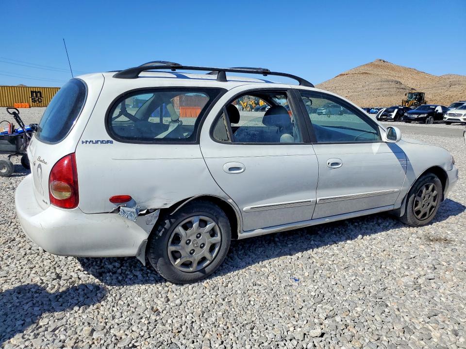 2000 Hyundai Elantra მანქანა იყიდება აუქციონზე, vin: KMHJW35F1YU175584, აუქციონის ნომერი: 57606466