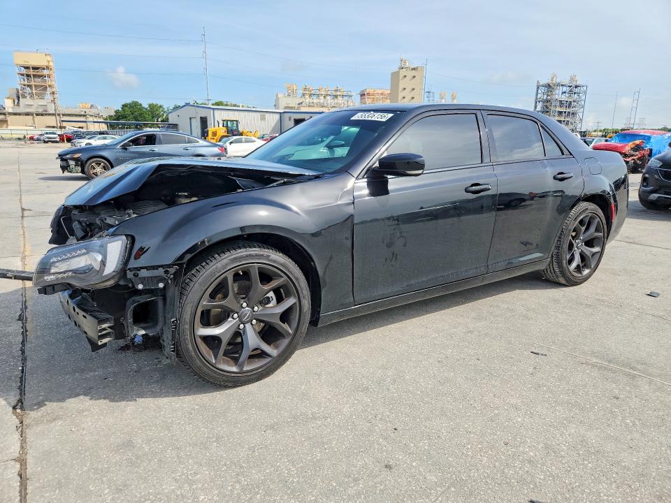 Auction sale of the 2023 Chrysler 300, vin: 2C3CCABG7PH561102, lot number: 55308156