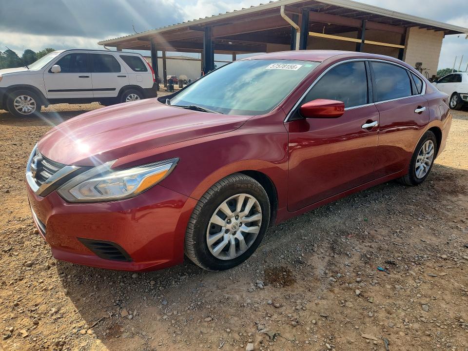 2017 Nissan Altima მანქანა იყიდება აუქციონზე, vin: 1N4AL3AP1HN338908, აუქციონის ნომერი: 57578156
