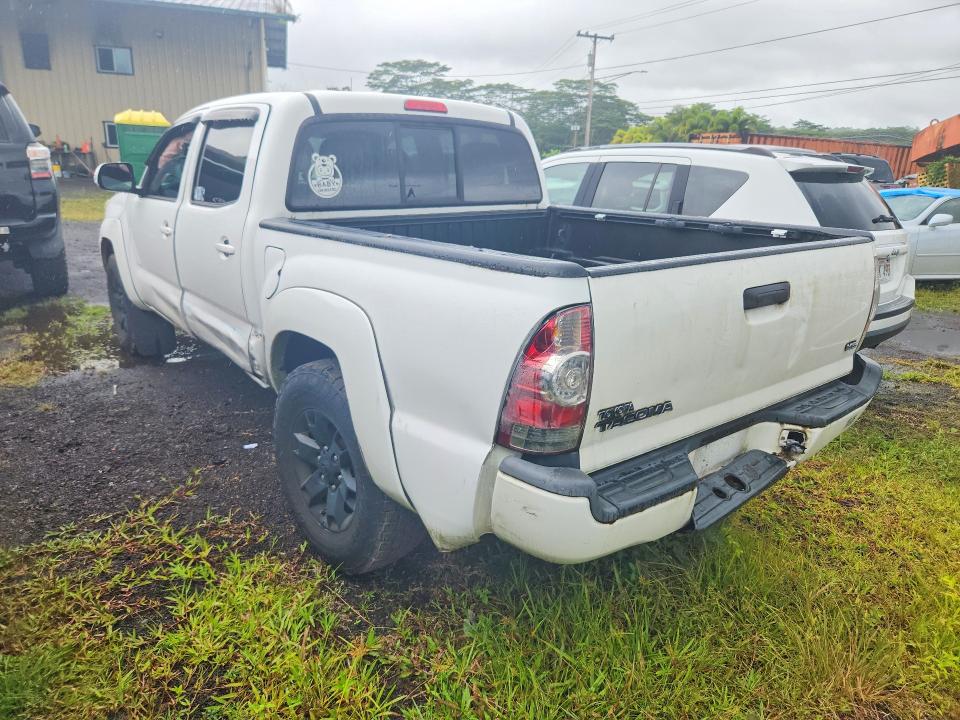 2015 Toyota Tacoma მანქანა იყიდება აუქციონზე, vin: 5TFLU4EN4FX135107, აუქციონის ნომერი: 55072916