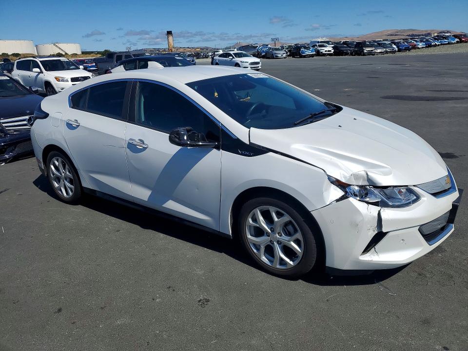 56691016 :رقم المزاد ، 1G1RD6S58HU187508 vin ، 2017 Chevrolet Volt مزاد بيع