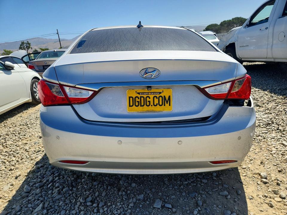 56530606 :رقم المزاد ، 5NPEB4AC7CH416358 vin ، 2012 Hyundai Sonata مزاد بيع