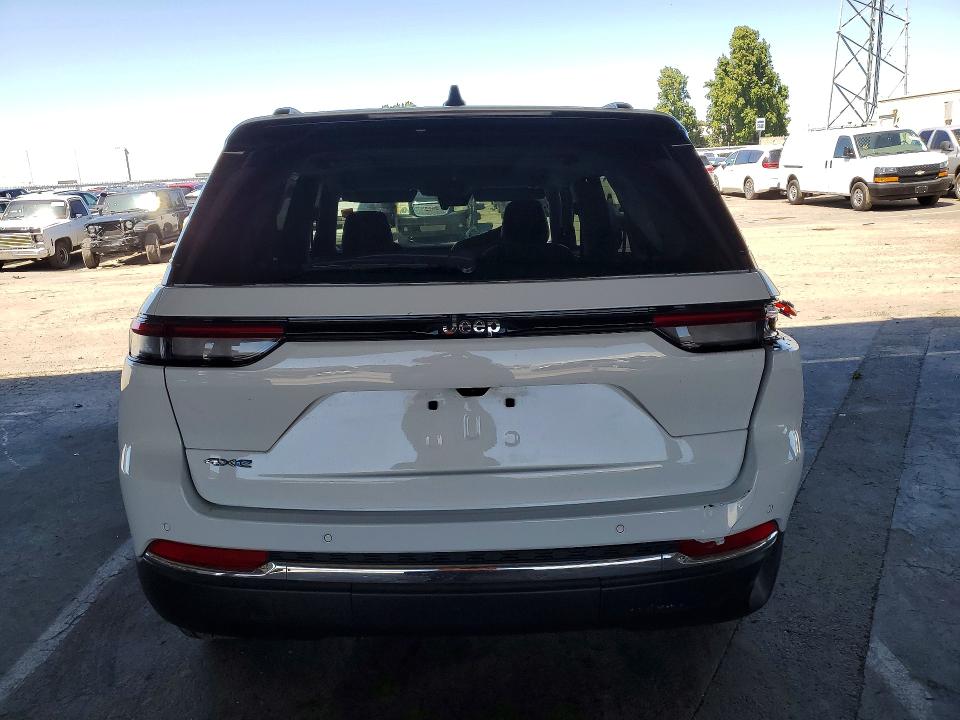 2024 Jeep Grand Cherokee მანქანა იყიდება აუქციონზე, vin: 1C4RJYB65R8958716, აუქციონის ნომერი: 55745146