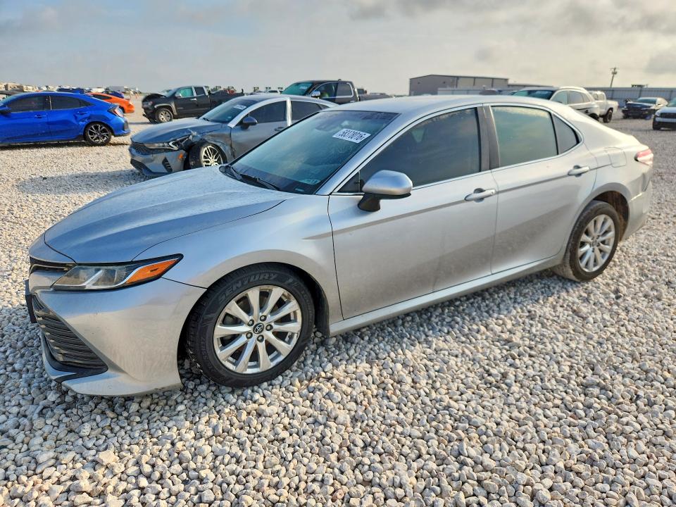 Продаж на аукціоні авто 2018 Toyota Camry, vin: 4T1B11HK7JU500941, номер лоту: 58378016