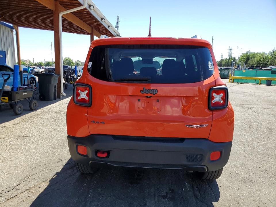 2017 Jeep Renegade მანქანა იყიდება აუქციონზე, vin: ZACCJBCB8HPE52464, აუქციონის ნომერი: 56453406