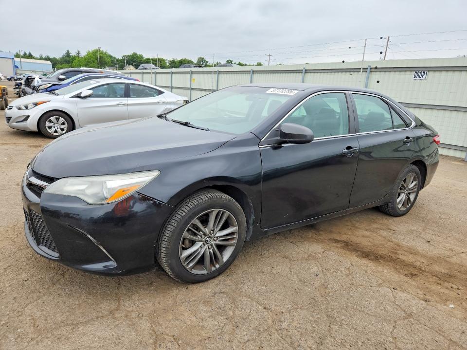 57132706 :رقم المزاد ، 4T1BF1FK9HU288168 vin ، 2017 Toyota Camry مزاد بيع