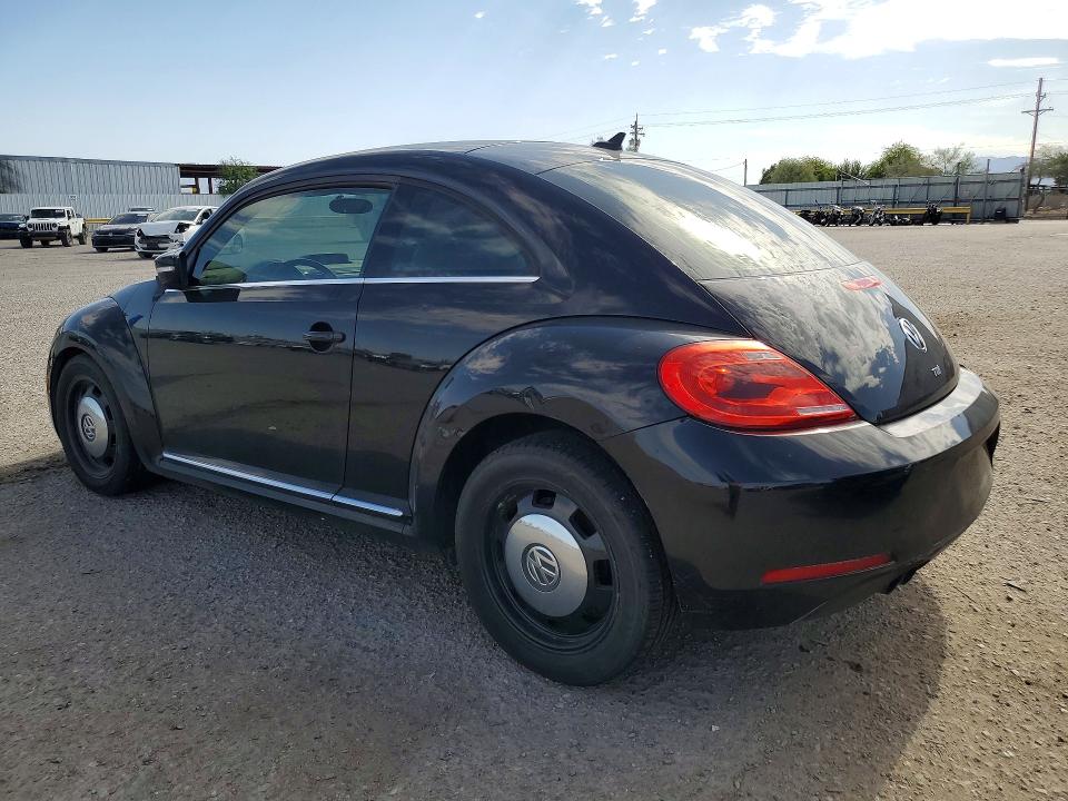 56081106 :رقم المزاد ، 3VWJL7AT5DM625927 vin ، 2013 Volkswagen Beetle مزاد بيع