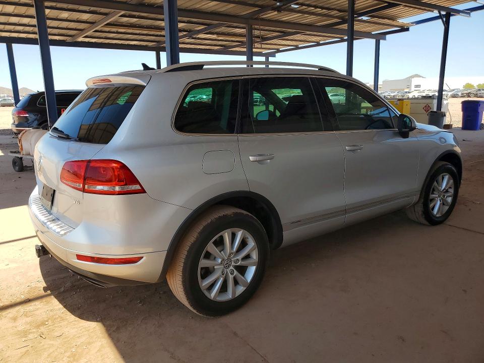 2013 Volkswagen Touareg მანქანა იყიდება აუქციონზე, vin: WVGEF9BP7DD002017, აუქციონის ნომერი: 56266516