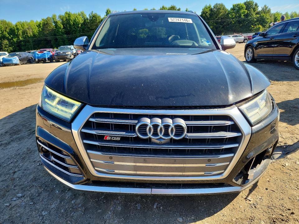 57747146 :رقم المزاد ، WA1C4AFY7J2121077 vin ، 2018 Audi Sq5 مزاد بيع