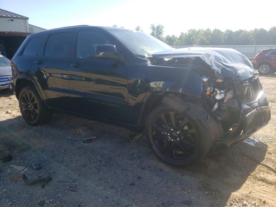 56083006 :رقم المزاد ، 1C4RJFAG3JC303406 vin ، 2018 Jeep Grand Cherokee مزاد بيع