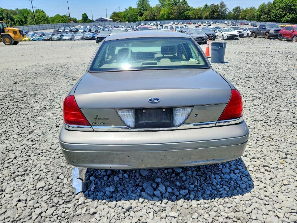 Продаж на аукціоні авто 2004 Ford Crown Victoria, vin: 2FAFP73W94X152919, номер лоту: 56127936