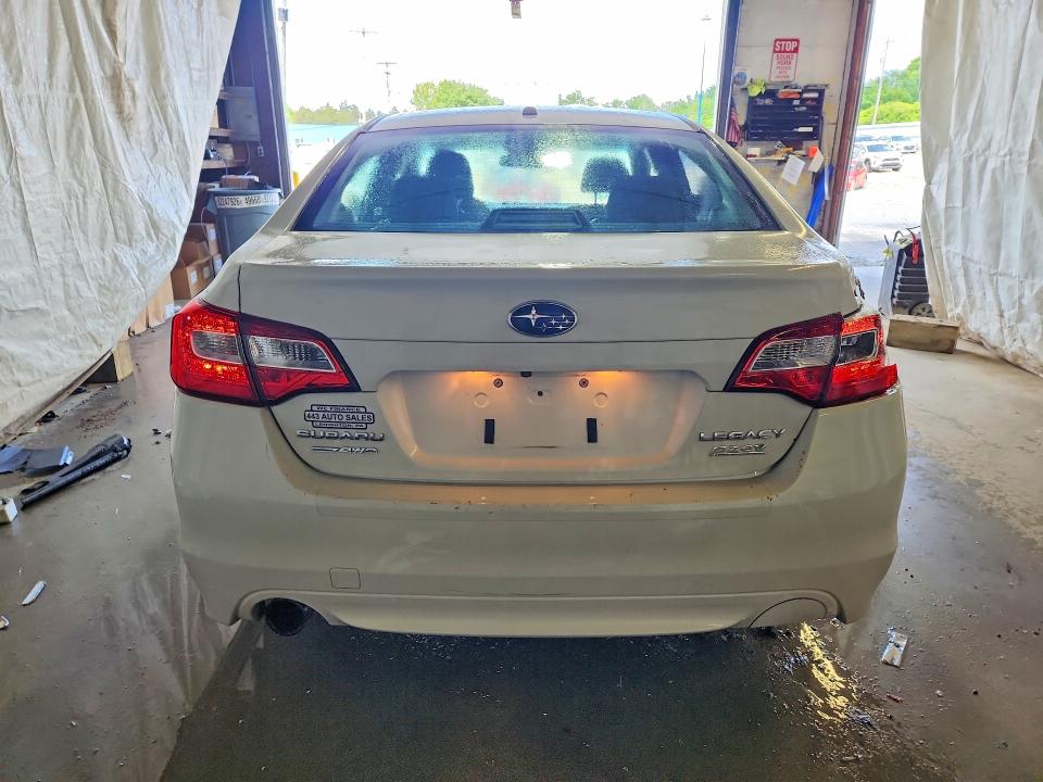 2015 Subaru Legacy მანქანა იყიდება აუქციონზე, vin: 4S3BNAC69F3074587, აუქციონის ნომერი: 55149356