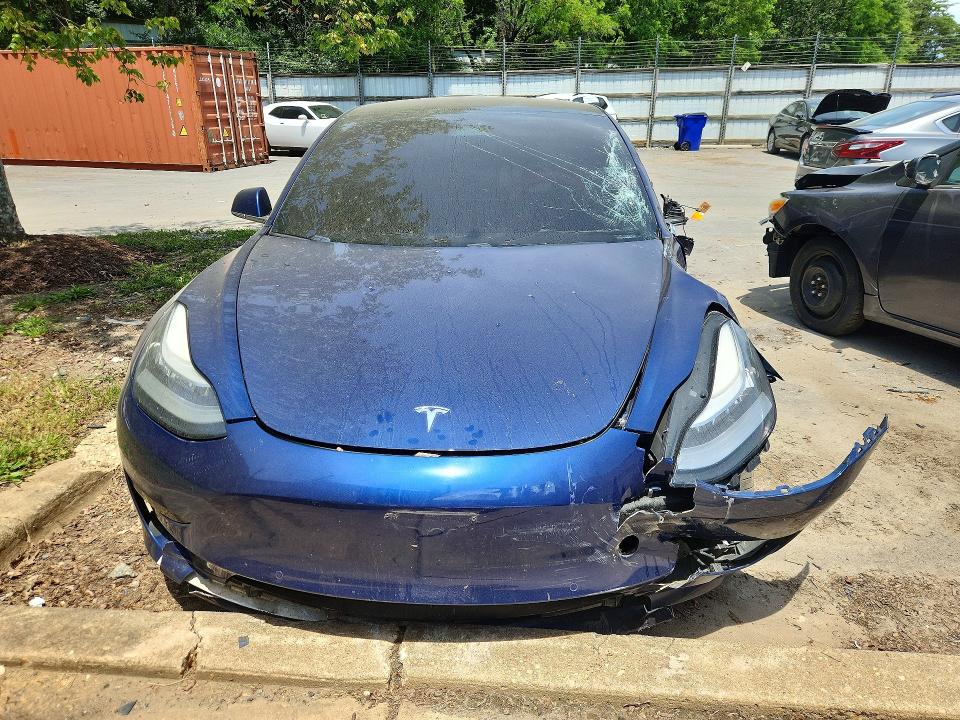 55040406 :رقم المزاد ، 5YJ3E1EA8LF796931 vin ، 2020 Tesla Model 3 مزاد بيع