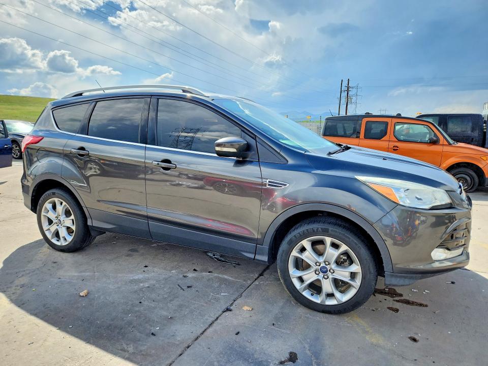 2016 Ford Escape მანქანა იყიდება აუქციონზე, vin: 1FMCU9J97GUB59521, აუქციონის ნომერი: 55720326