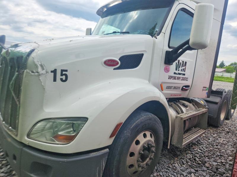 Продаж на аукціоні авто 2018 Peterbilt 579, vin: 1XPBDP9X3JD495485, номер лоту: 57146726