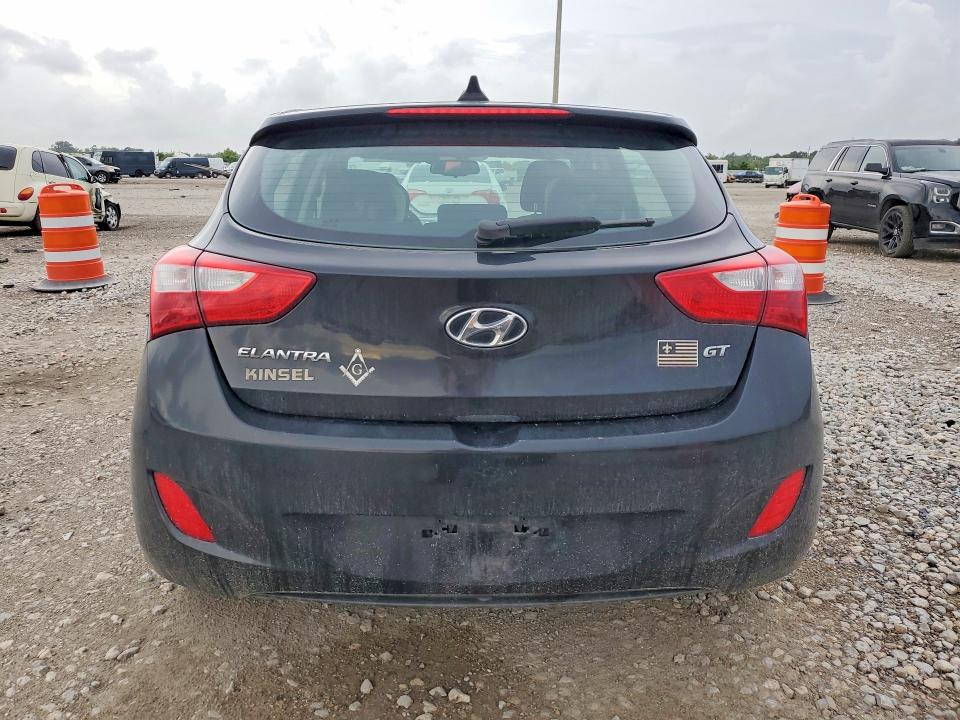 2013 Hyundai Elantra Gt მანქანა იყიდება აუქციონზე, vin: KMHD35LE8DU040012, აუქციონის ნომერი: 57069366