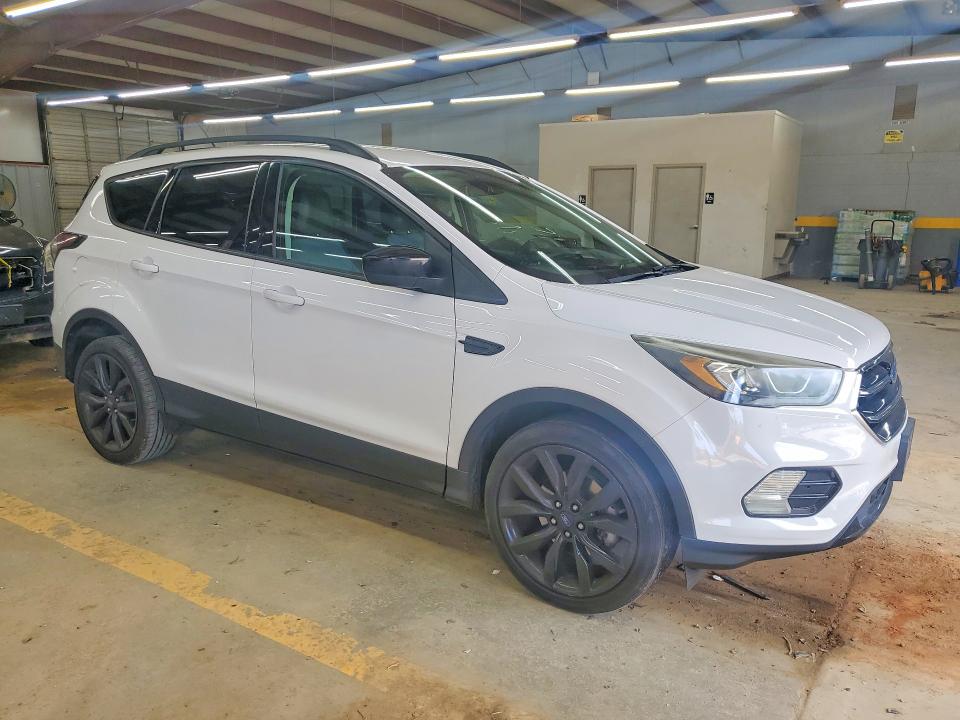 Aukcja sprzedaży 2017 Ford Escape, vin: 1FMCU0GD4HUA84172, numer aukcji: 57874016