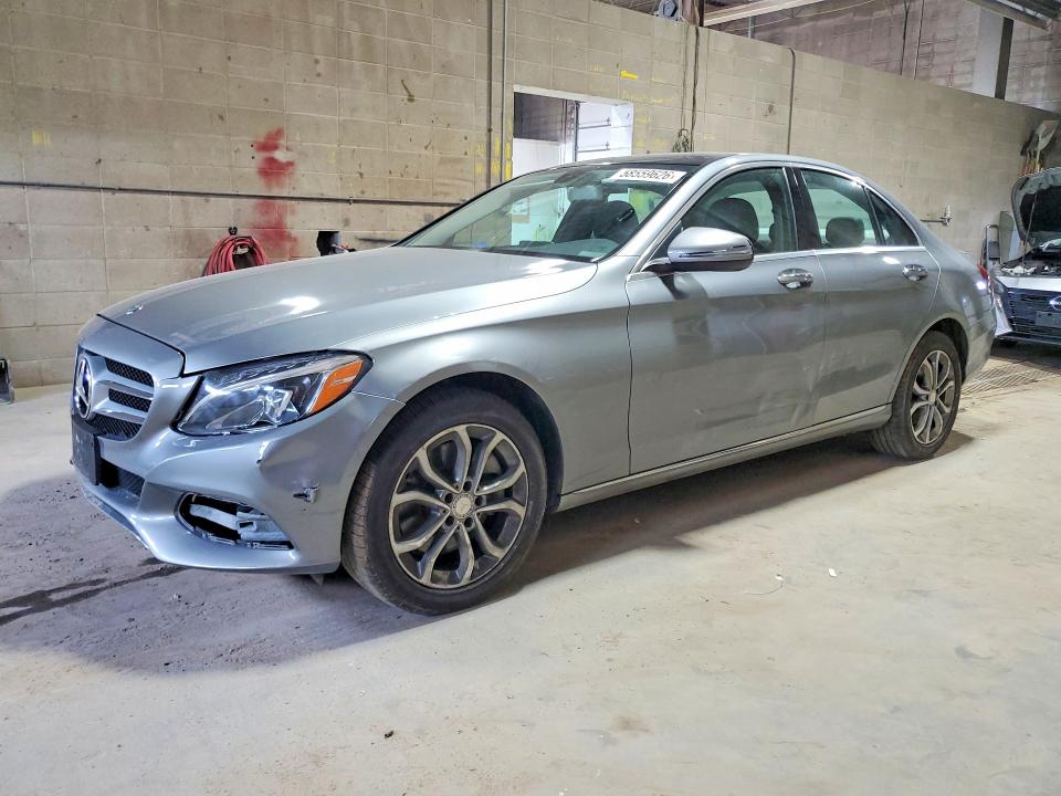 2016 Mercedes-benz C მანქანა იყიდება აუქციონზე, vin: 55SWF4KB8GU104650, აუქციონის ნომერი: 58559626