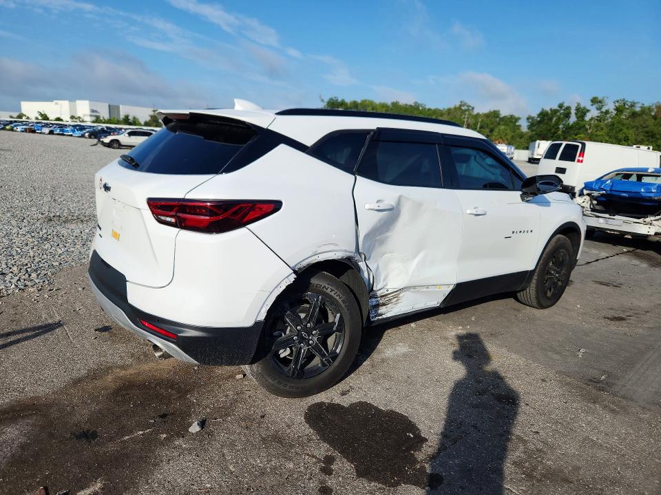 2024 Chevrolet Blazer მანქანა იყიდება აუქციონზე, vin: 3GNKBCR41RS278171, აუქციონის ნომერი: 55895596