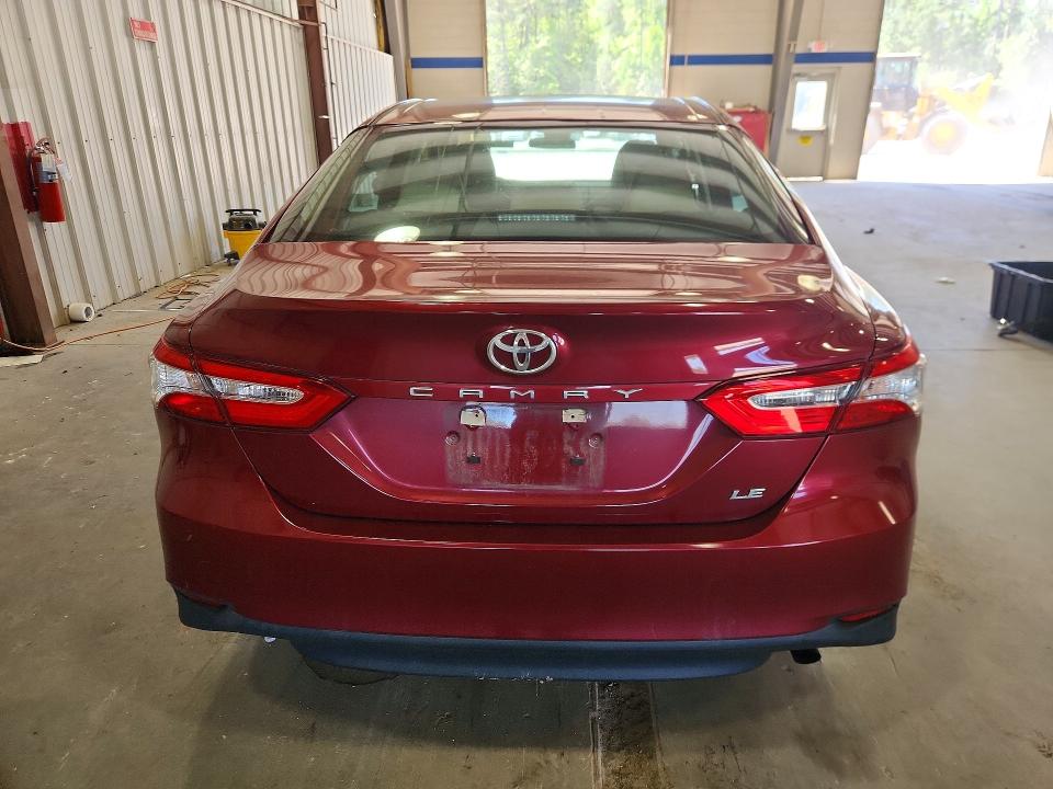 Продаж на аукціоні авто 2018 Toyota Camry, vin: 4T1B11HK1JU664038, номер лоту: 55308976