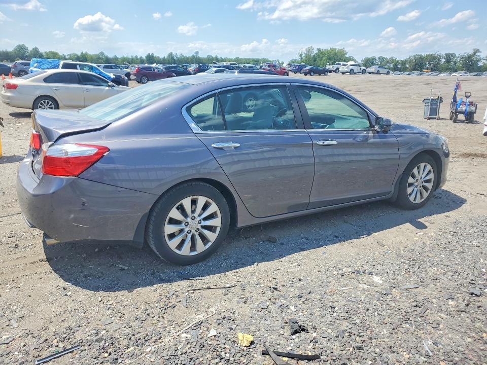 57645306 :رقم المزاد ، 1HGCR2F7XFA264396 vin ، 2015 Honda Accord مزاد بيع