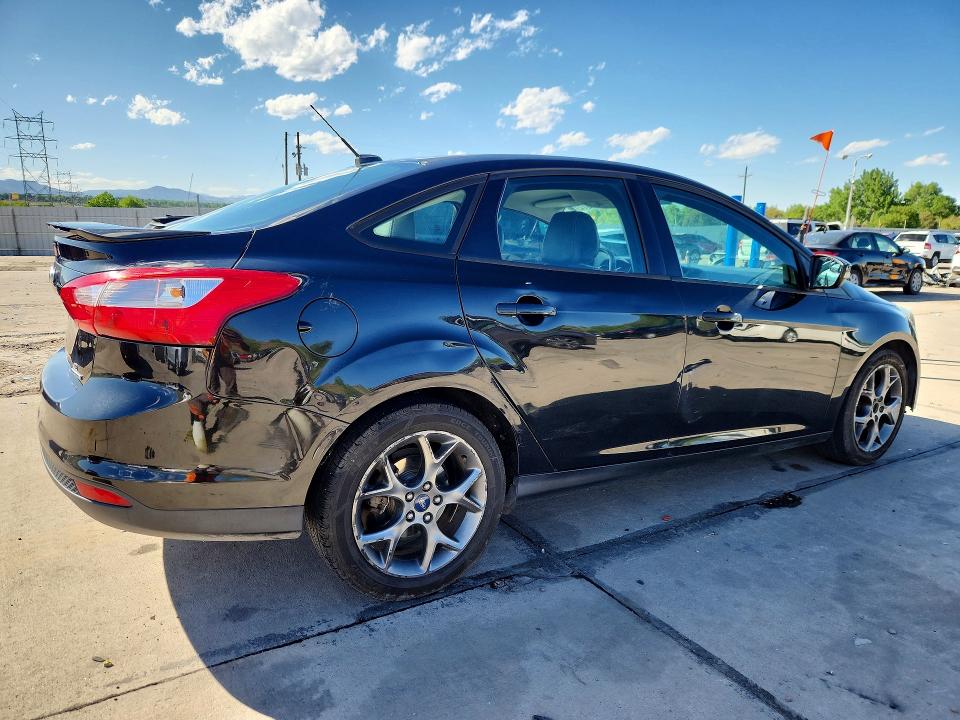 2013 Ford Focus მანქანა იყიდება აუქციონზე, vin: 1FADP3F29DL266165, აუქციონის ნომერი: 57007276