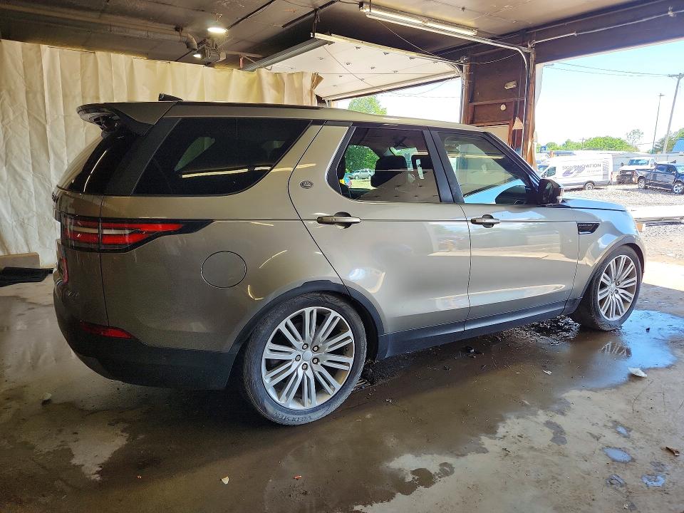 Продаж на аукціоні авто 2017 Land Rover Discovery, vin: SALRTBBV2HA016847, номер лоту: 55393536