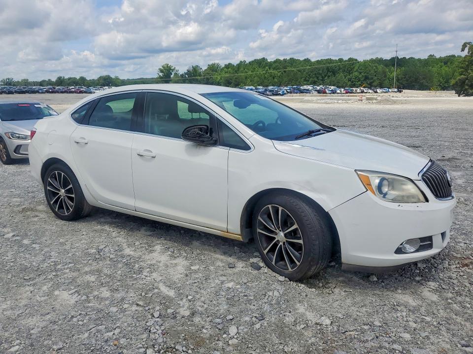 57894326 :رقم المزاد ، 1G4PR5SK3H4118558 vin ، 2017 Buick Verano مزاد بيع